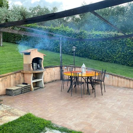 La Posta Di Bacco Gualdo Cattaneo Exterior foto