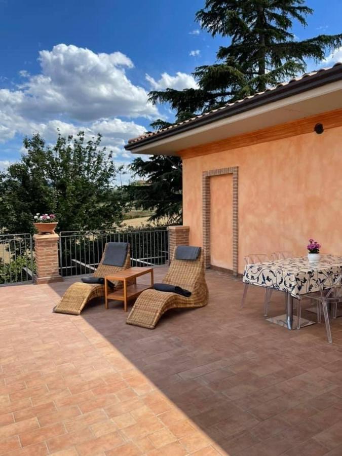 La Posta Di Bacco Gualdo Cattaneo Exterior foto